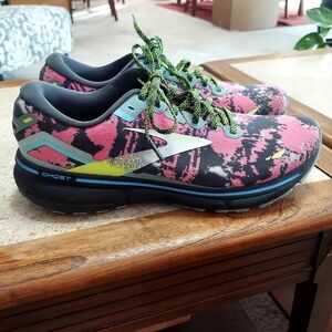 Brooks Ghost 15 Woman's Size 11 Running Shoes